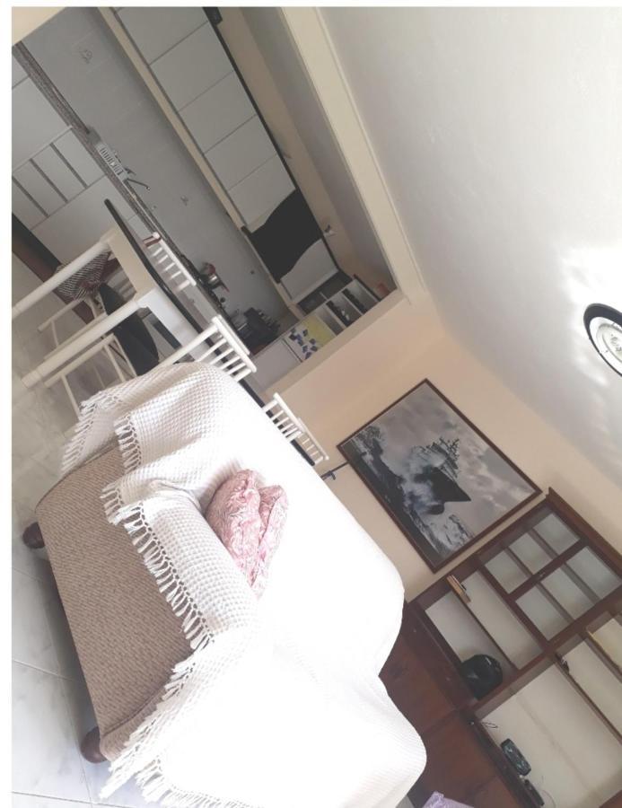 Private Room In Wonderful Sea View Apartment セント・ポールズ・ベイ エクステリア 写真